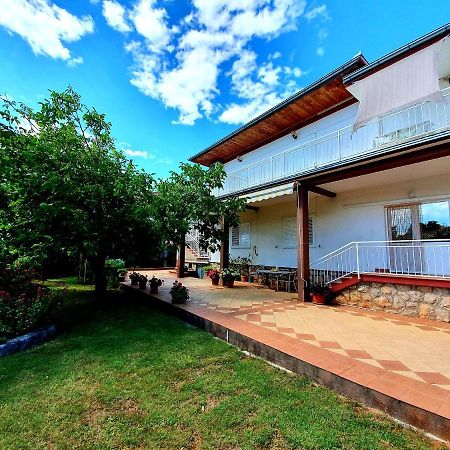 Апартаменты Apartamani Katarina Vl.Ilija Jusup Стариград-Пакленица Экстерьер фото