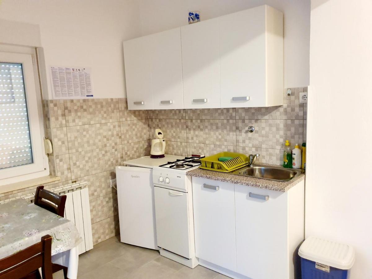 Апартаменты Apartamani Katarina Vl.Ilija Jusup Стариград-Пакленица Экстерьер фото