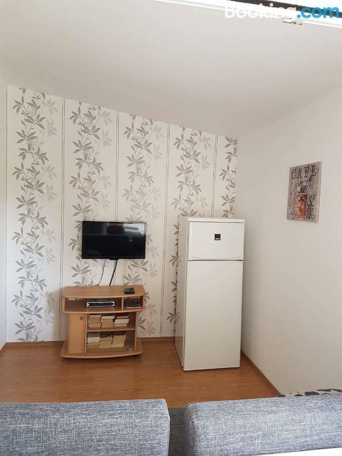 Апартаменты Apartamani Katarina Vl.Ilija Jusup Стариград-Пакленица Экстерьер фото