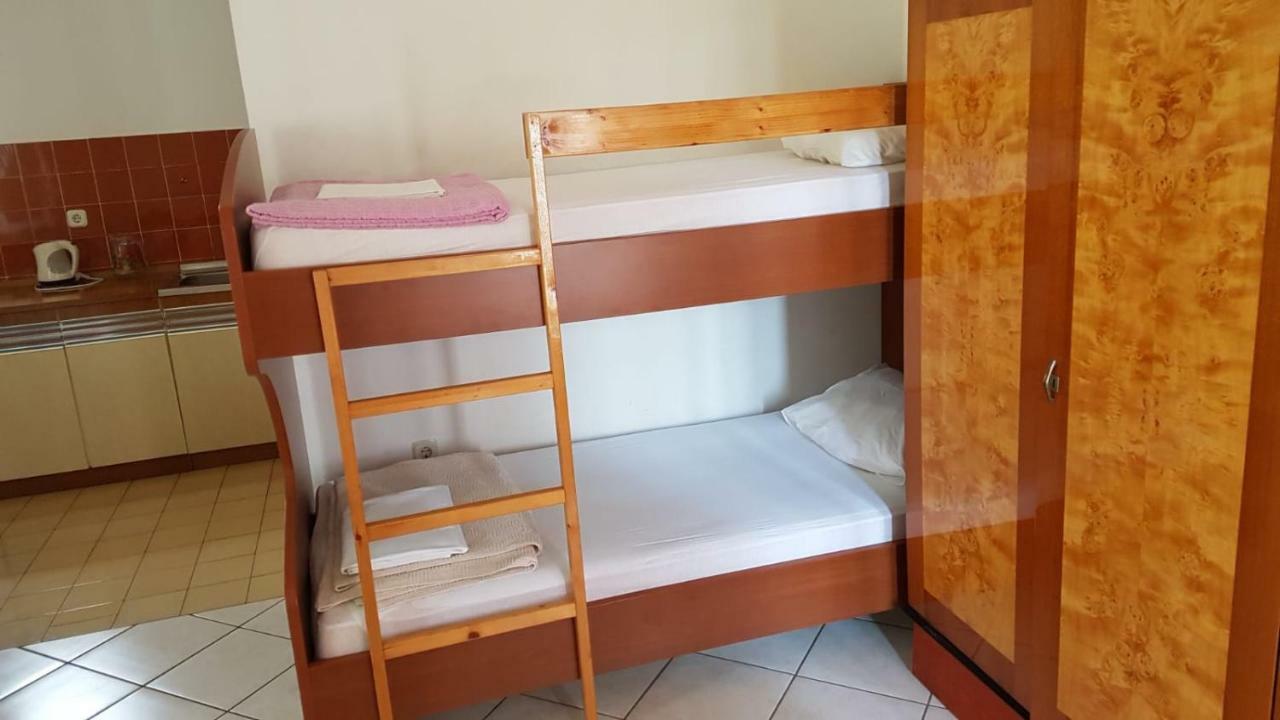 Апартаменты Apartamani Katarina Vl.Ilija Jusup Стариград-Пакленица Экстерьер фото